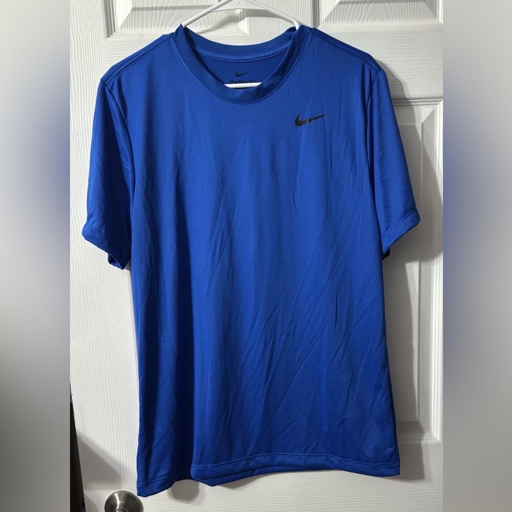 Nike Men's Vibrant Blue Tee